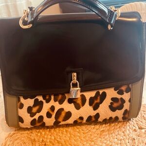 Stylish Black leather and Leopard Print Women's Bag